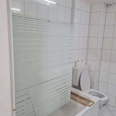 Delight: Prime Location Near Iconic Landmarks Apartament *